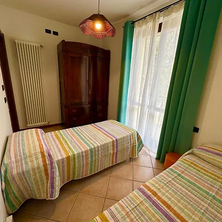 Casa Luisa بيت للعطل ديسينسانو ديل غاردا